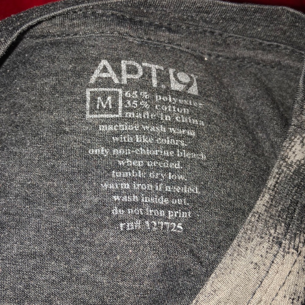 Gray tee - Picture 3 of 3